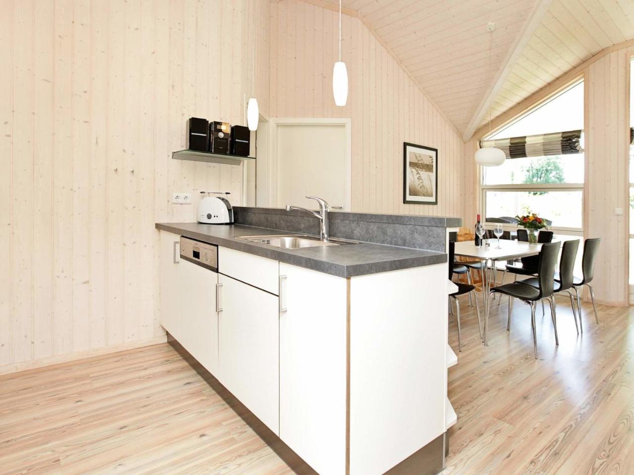 8 Person Holiday Home In Gro Enbrode Grossenbrode Exterior photo
